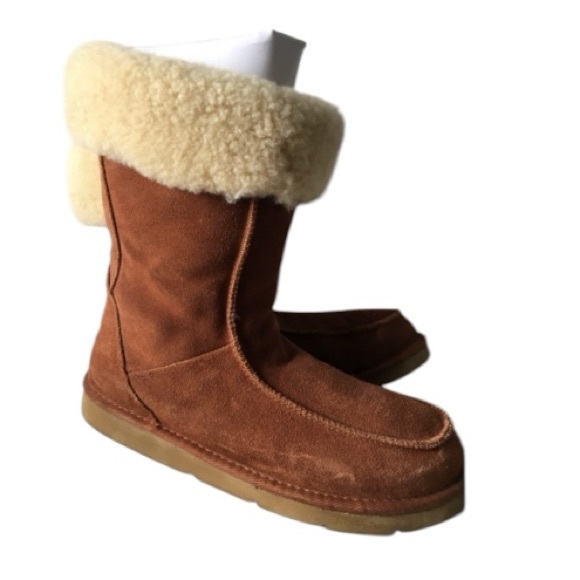 UGG Downtown Suede Fur Lined Boots - Picture 6 of 16